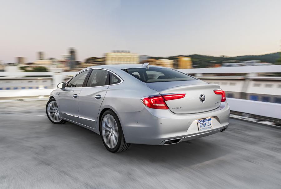  Buick LaCrosse 2016 года  (NA) (фото 20 из 36)
